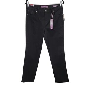 Gloria Vanderbilt Amanda The‎ Original Slimming Jean in Black - Size 8 Short